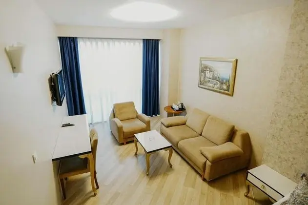 Üç Kişilik Oda - Balkonsuz, Deniz Manzaralı