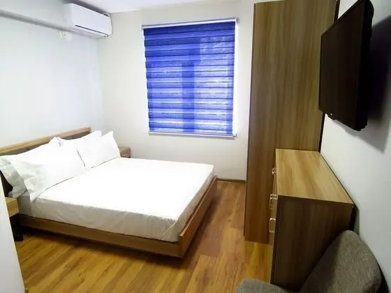 Comfort Tek Büyük Yataklı Oda