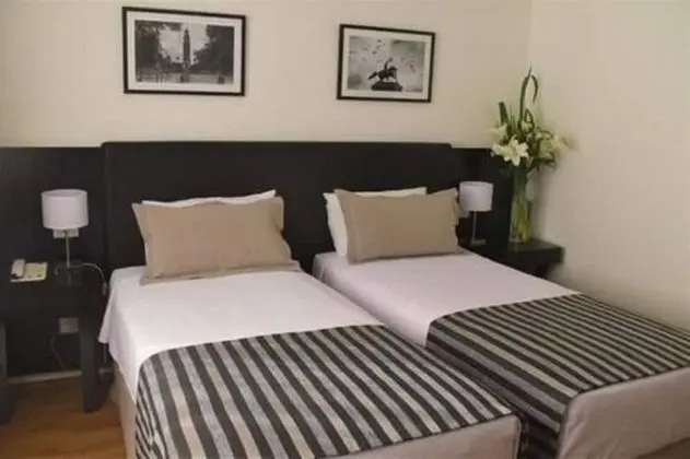Standard Üç Kişilik Oda