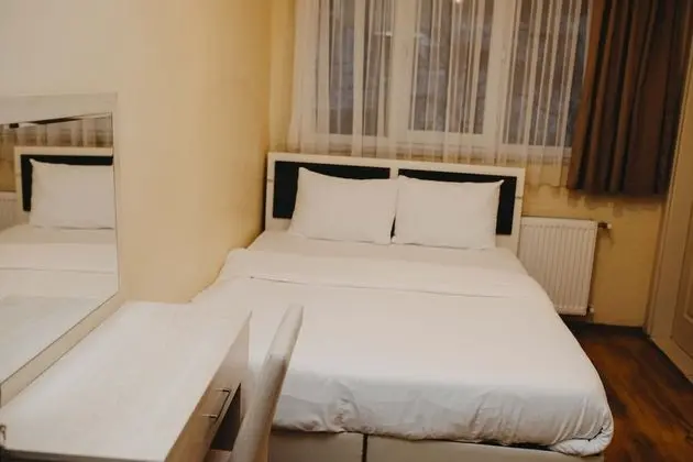 Economy Tek Büyük Yataklı Oda