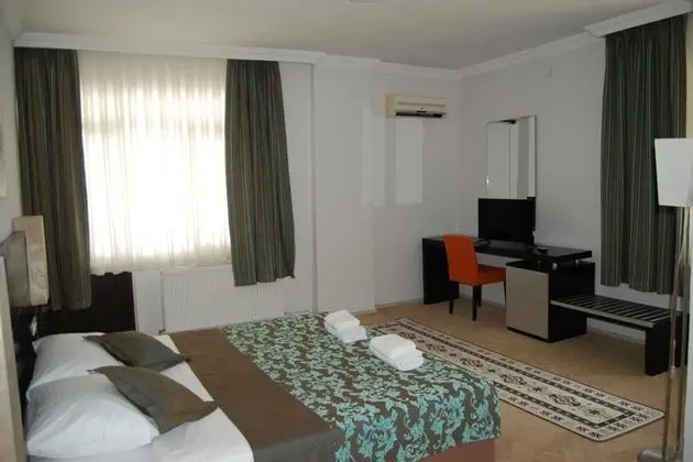 Standart Çift Kişilik Oda