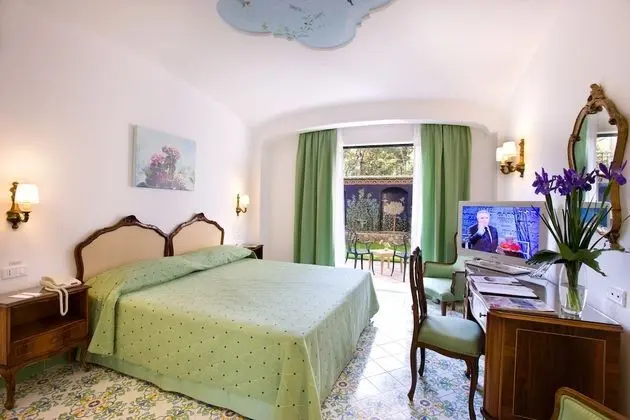 Classic Tek Büyük veya İki Ayrı Yataklı Oda, Balkon, Şehir Manzaralı