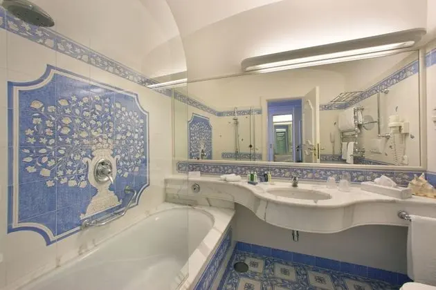 Classic Tek Büyük veya İki Ayrı Yataklı Oda, Balkon, Şehir Manzaralı