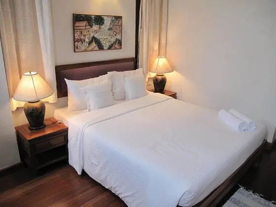 East Suite