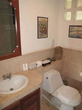East Suite