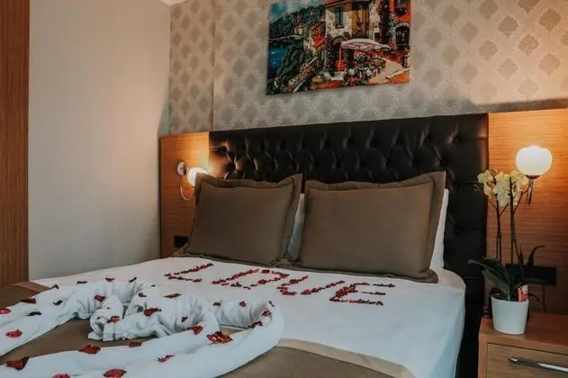Çift Kişilik, Şehir Manzaralı, Fransız Balkonlu