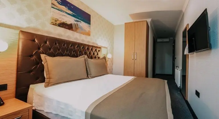 Çift Kişilik, Şehir Manzaralı, Fransız Balkonlu