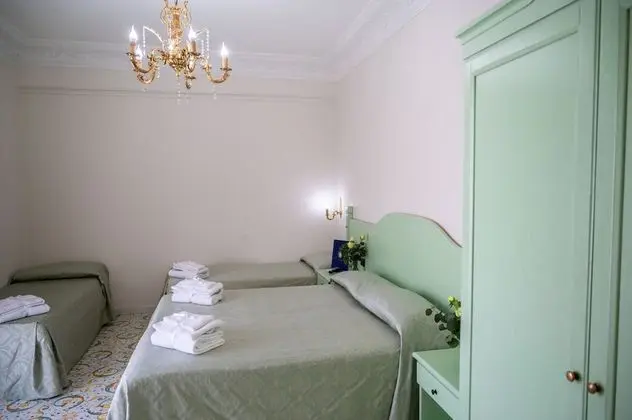 Dört Kişilik Oda