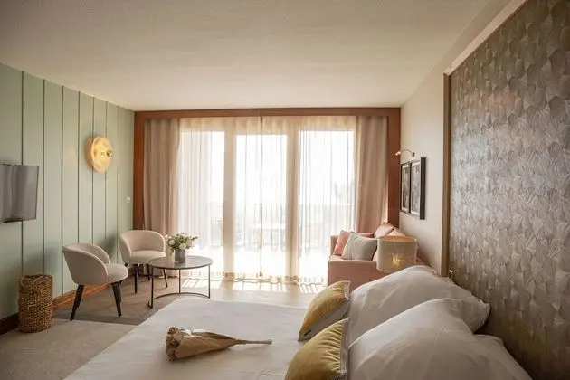 Deluxe Tek Büyük Yataklı Oda, Deniz Manzaralı