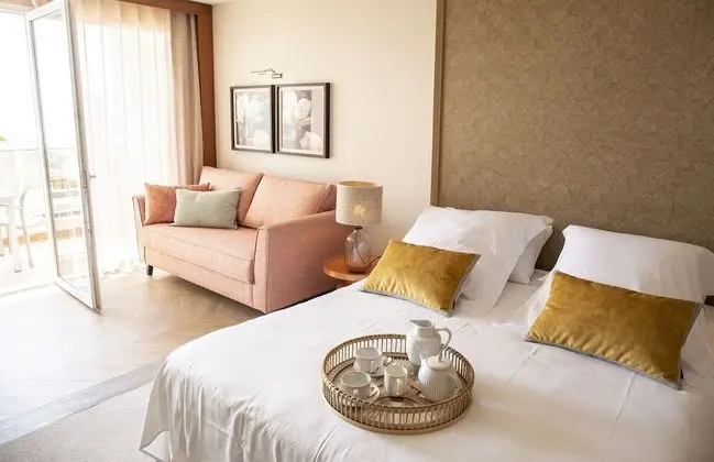 Deluxe Tek Büyük Yataklı Oda, Deniz Manzaralı