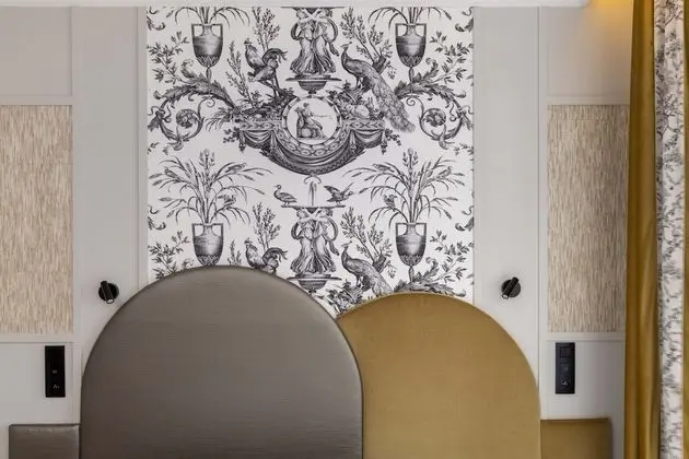 Comfort Tek Büyük veya İki Ayrı Yataklı Oda