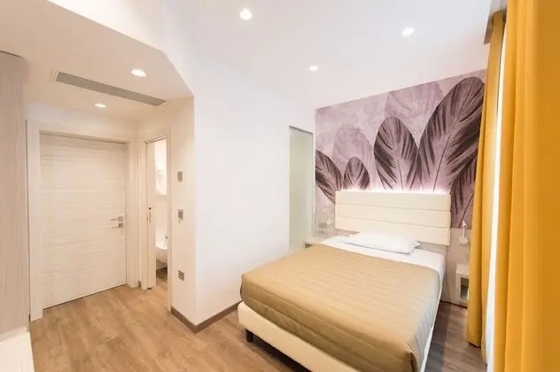 Comfort Büyük Yataklı Tek Kişilik Oda