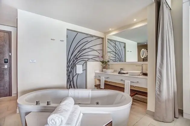 Sunset Ocean View Suite
