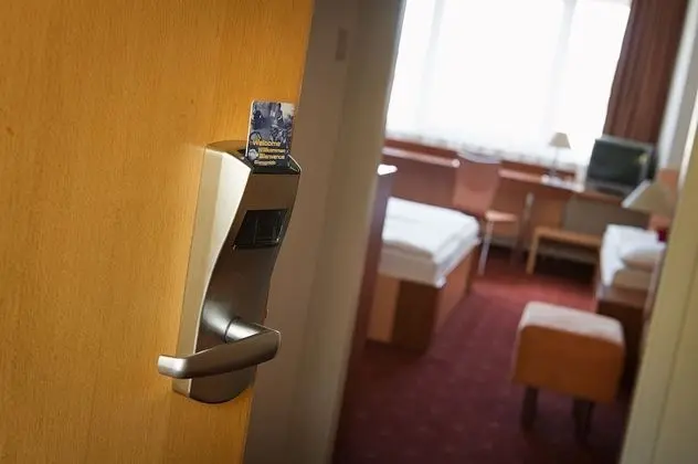 Comfort Üç Kişilik Oda, Şehir Manzaralı