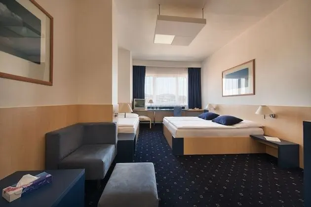 Comfort Üç Kişilik Oda, Şehir Manzaralı