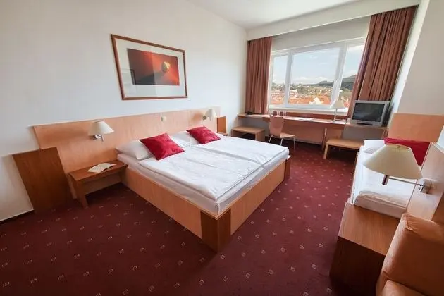 Comfort Üç Kişilik Oda, Şehir Manzaralı