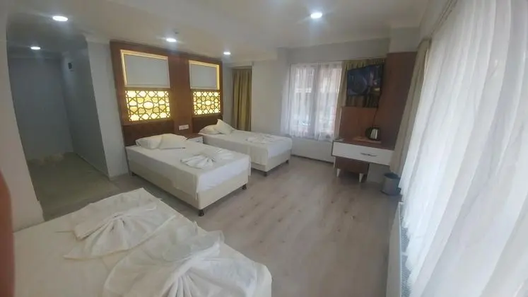 Triple, Kısmi Deniz Manzaralı