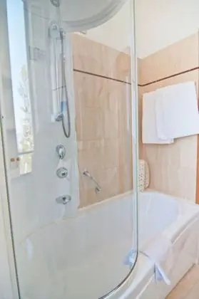 Superior Tek Büyük Yataklı Oda, Deniz Manzaralı