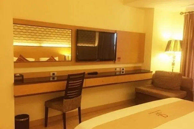 Deluxe Tek Büyük veya İki Ayrı Yataklı Oda