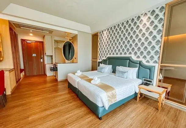 Deluxe Tek Büyük veya İki Ayrı Yataklı Oda