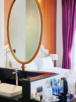 Luxury Tek Büyük Yataklı Oda