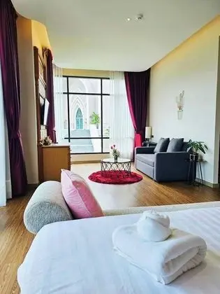 Luxury Tek Büyük Yataklı Oda