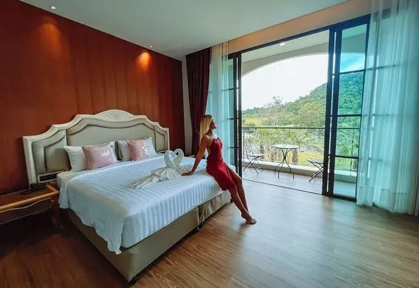 Luxury Tek Büyük Yataklı Oda