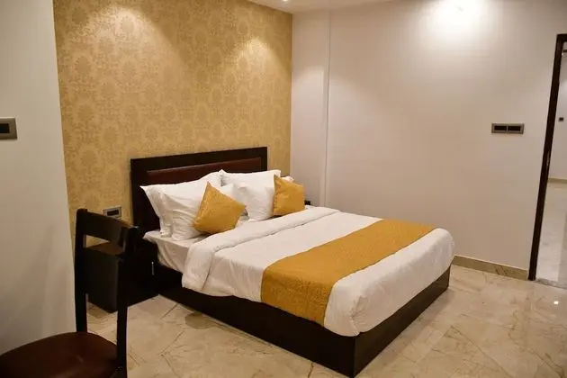 Luxury Tek Büyük Yataklı Oda