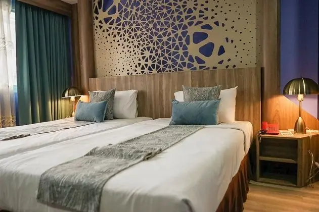 Deluxe Tek Büyük Yataklı Oda