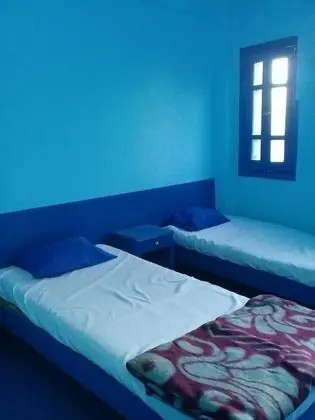 İki Ayrı Yataklı Oda, Ortak Banyo
