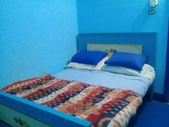 Tek Kişilik Oda, Ortak Banyo