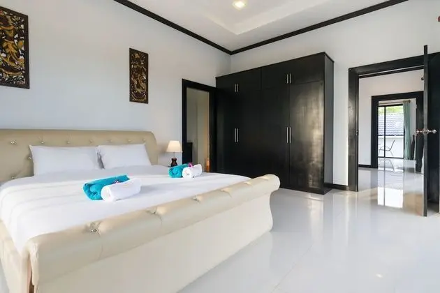 4-Bedroom Luxury Pool Villa
