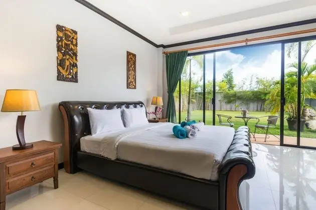 4-Bedroom Luxury Pool Villa