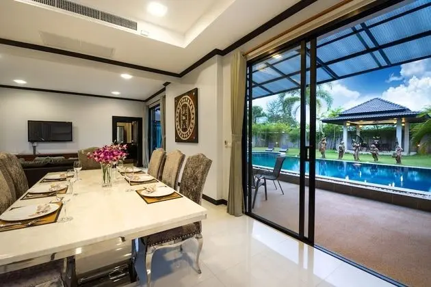 4-Bedroom Luxury Pool Villa