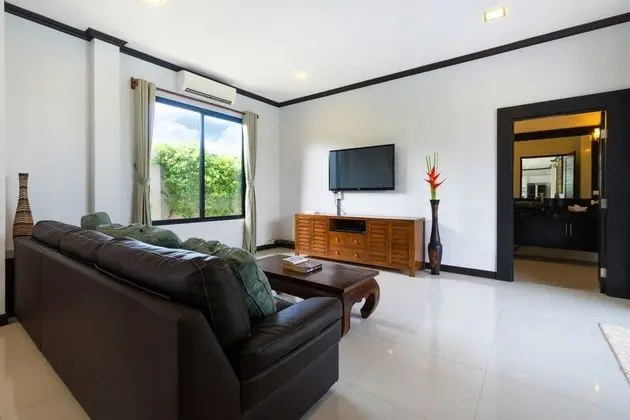 4-Bedroom Luxury Pool Villa