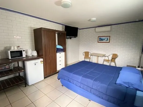 Standard Tek Büyük Yataklı Oda