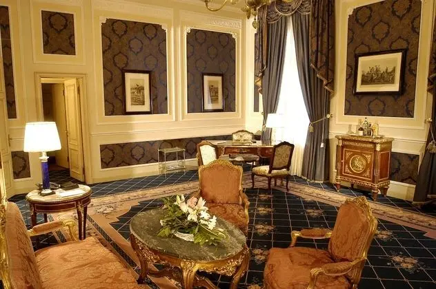 Presidential Süit (Giambologna)