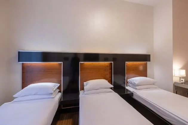 Superior Üç Kişilik Oda (Double room with Extra bed)