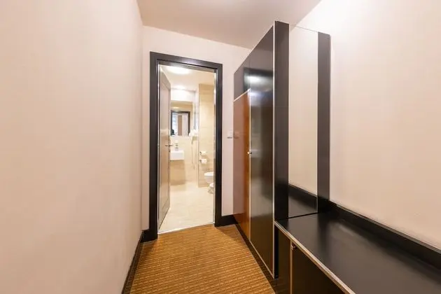 Superior Üç Kişilik Oda (Double room with Extra bed)