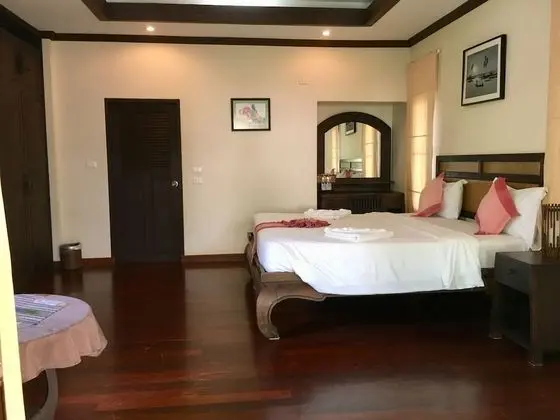 Villa, Bahçe Manzaralı