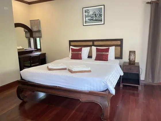 Villa, Bahçe Manzaralı
