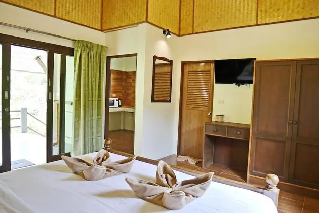 Deluxe Bungalov, 1 Yatak Odası, Bahçe Manzaralı, Avlu