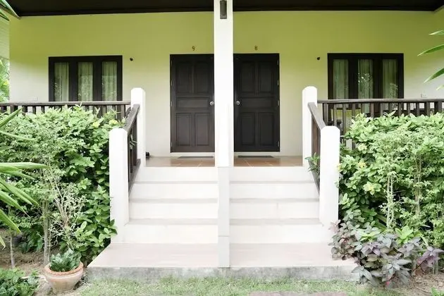 Deluxe Tek Büyük Yataklı Oda, Bahçe Manzaralı