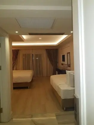 Deluxe Üç Kişilik Oda, Birden Çok Yatak, Sigara İçilmez