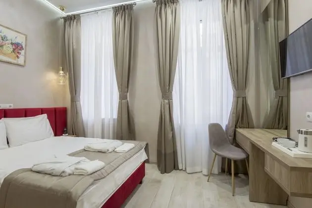 Standard Tek Büyük Yataklı Oda