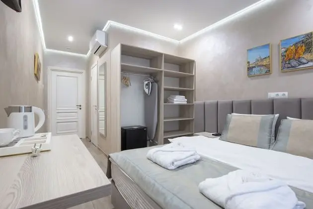 Standard Tek Büyük Yataklı Oda