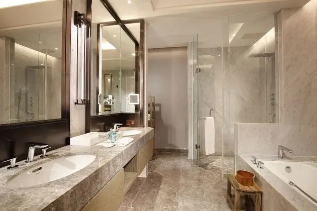 Royal Suite