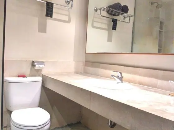Standard Tek Büyük Yataklı Oda