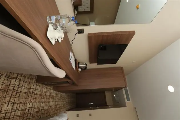 Double Deluxe Suit