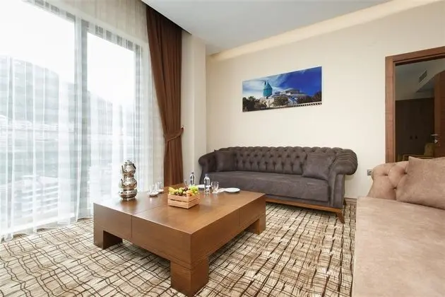 Junior Suite large